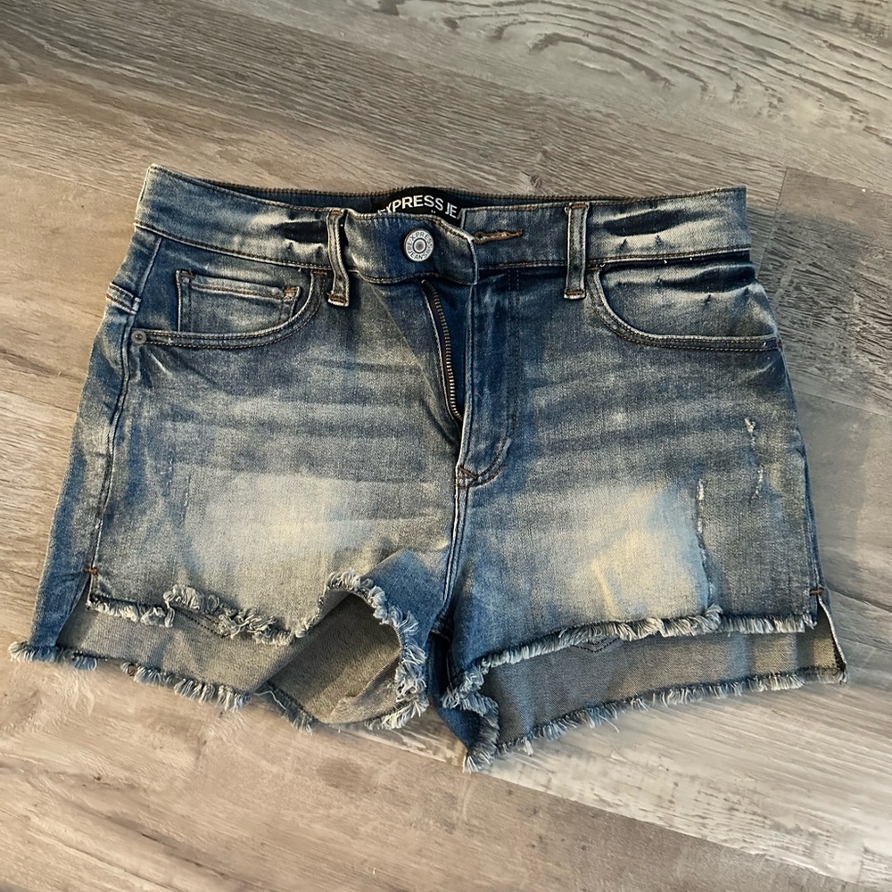 Express Distressed Denim Jean Shorts in Blue